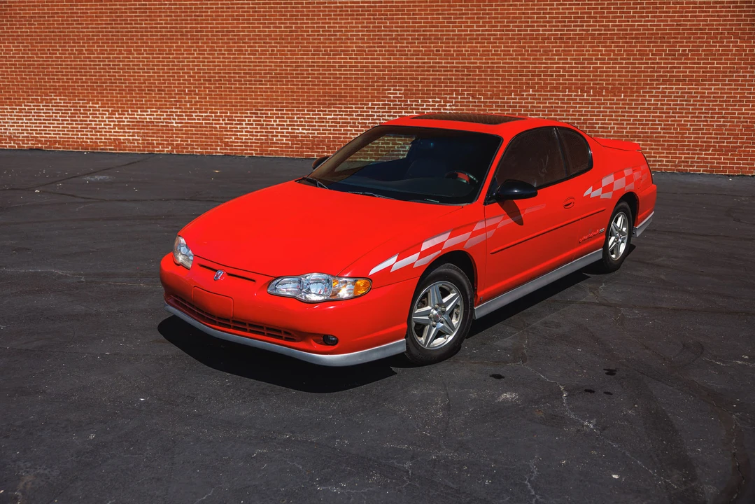 2000 Chevrolet Monte Carlo 6th Gen - Image 3 of 31