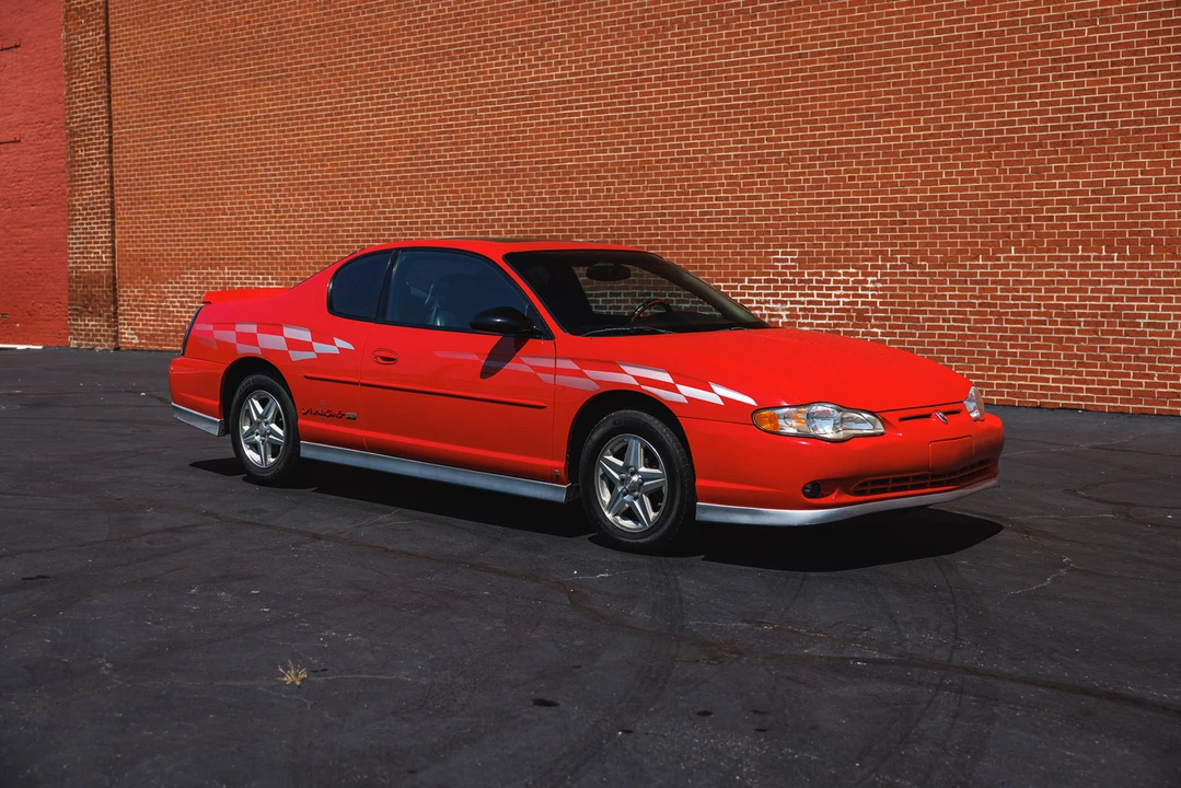 2000 Chevrolet Monte Carlo 6th Gen - Image 9 of 31