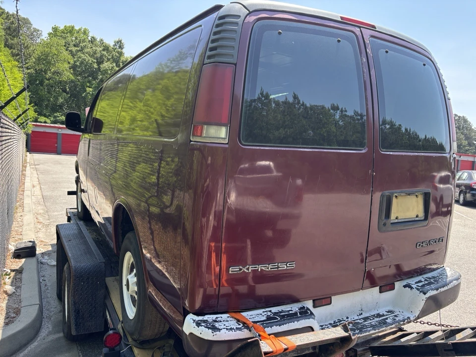 2000 Chevrolet C/K 4th Gen - Image 9 of 13