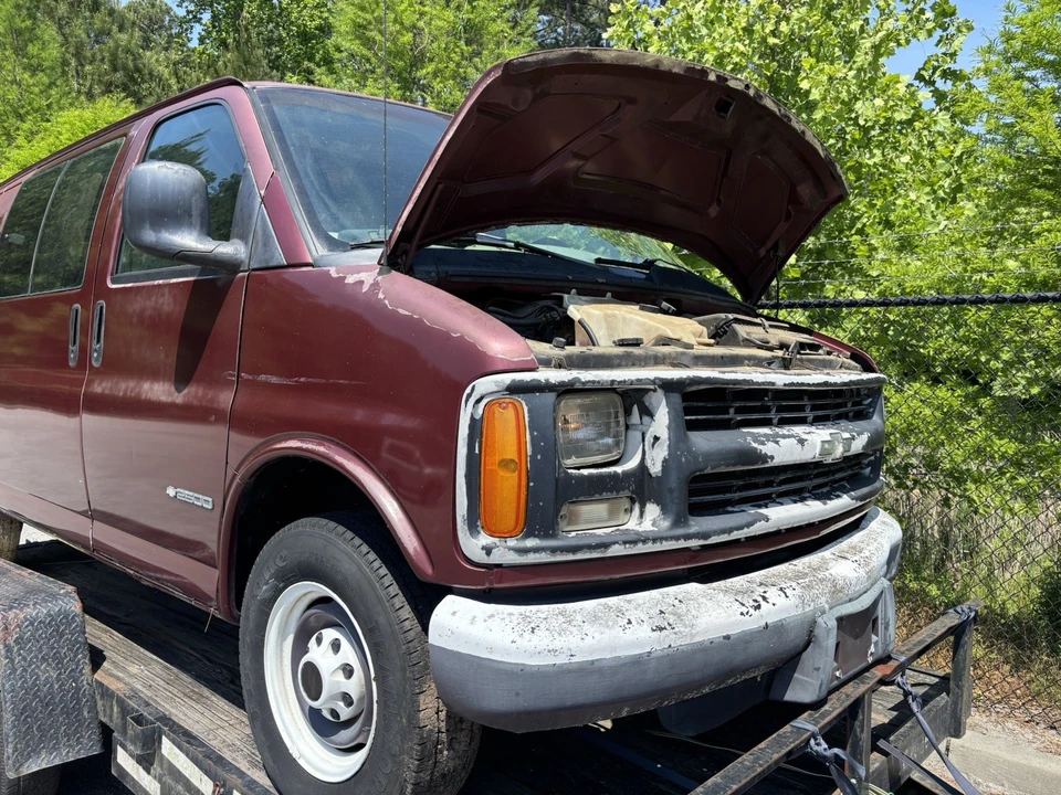 2000 Chevrolet C/K 4th Gen - Image 6 of 13