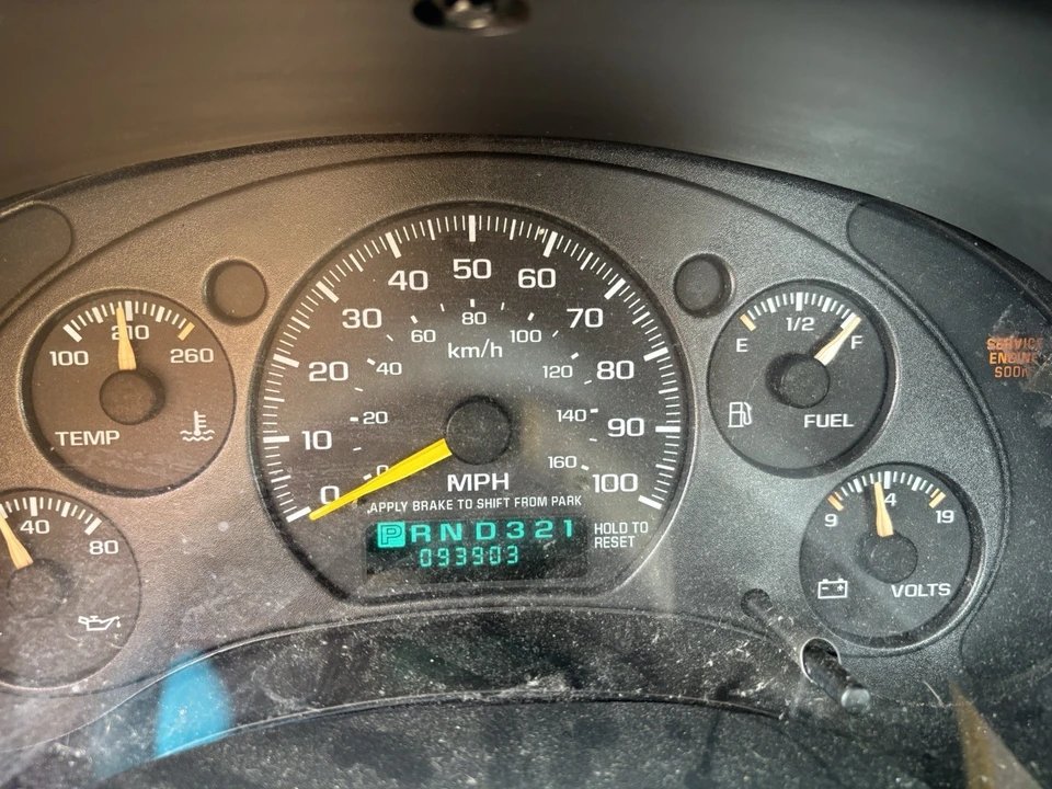 2000 Chevrolet S-10 - Image 8 of 11