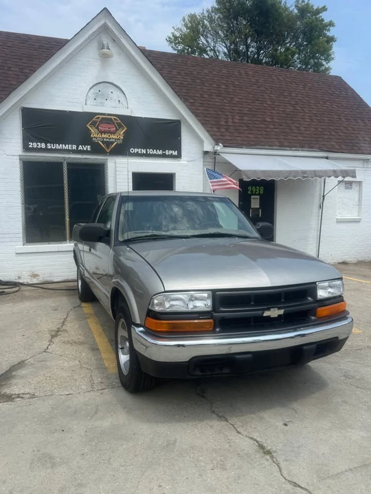 2000 Chevrolet S-10 - Image 2 of 5