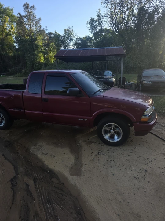 2000 Chevrolet S-10 - Image 3 of 6