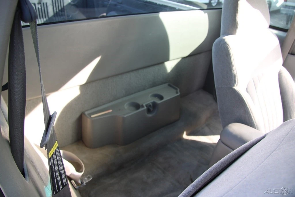2000 Chevrolet S-10 - Image 17 of 21