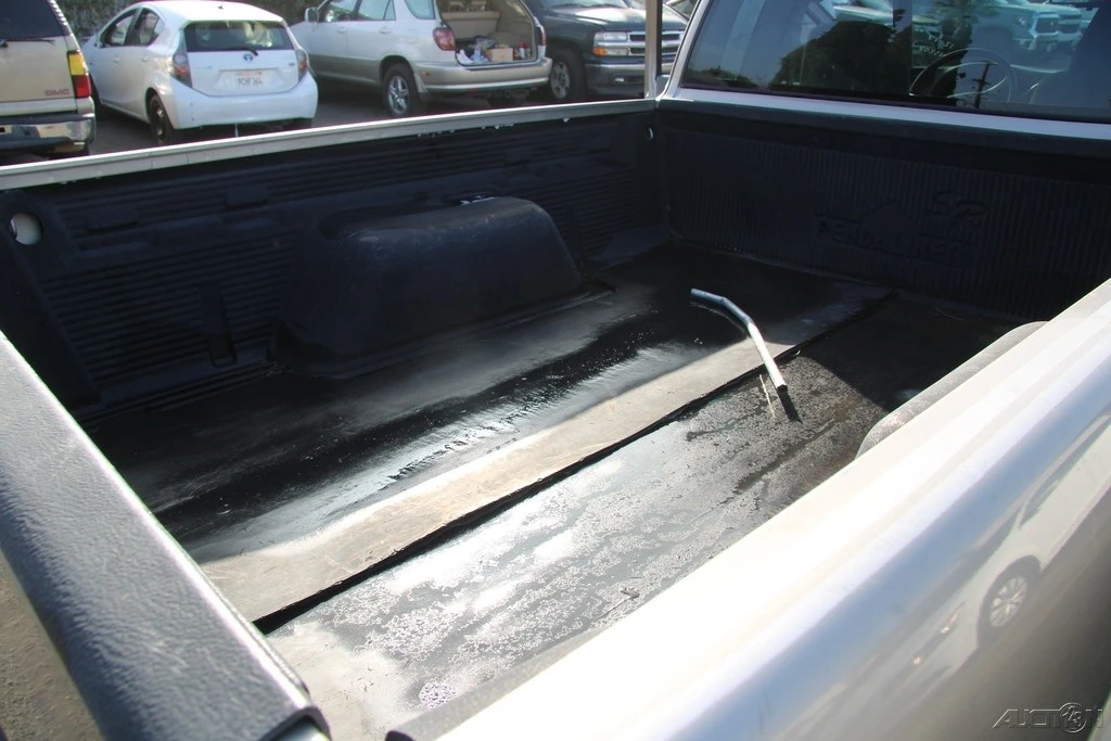 2000 Chevrolet S-10 - Image 16 of 21