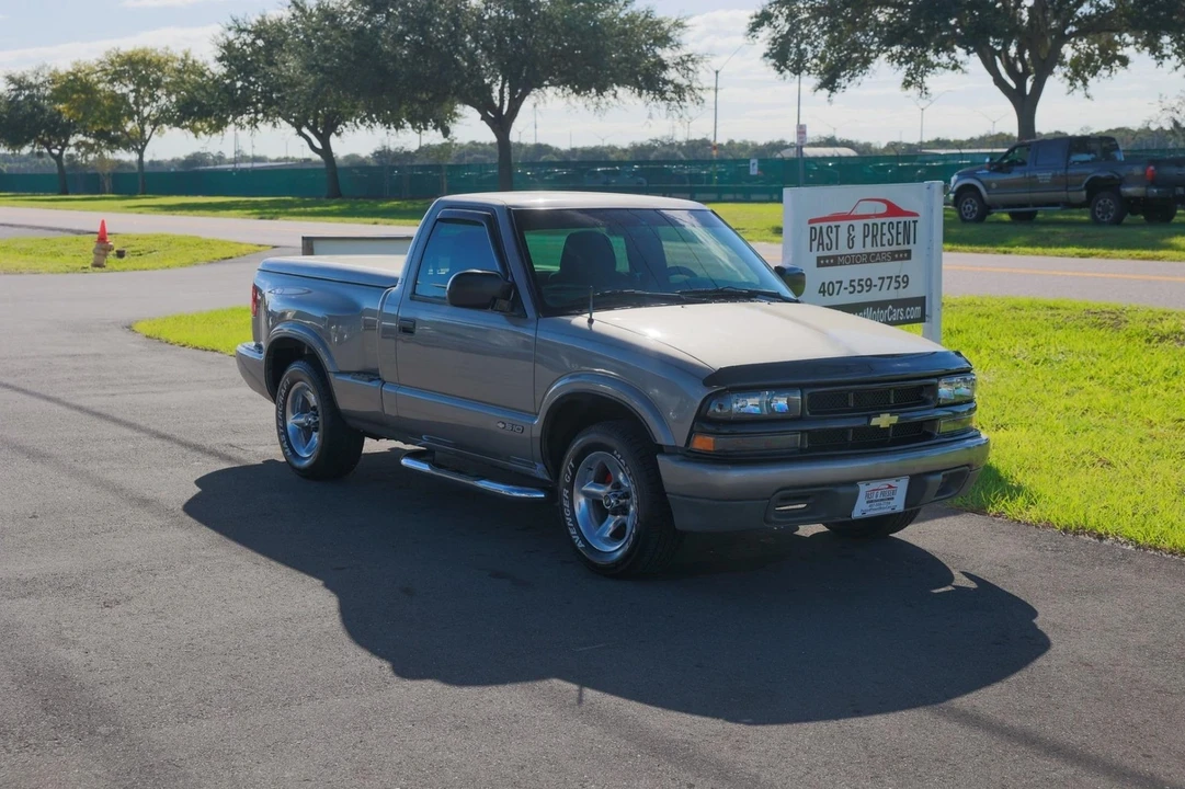 2000 Chevrolet S-10 - Image 9 of 21