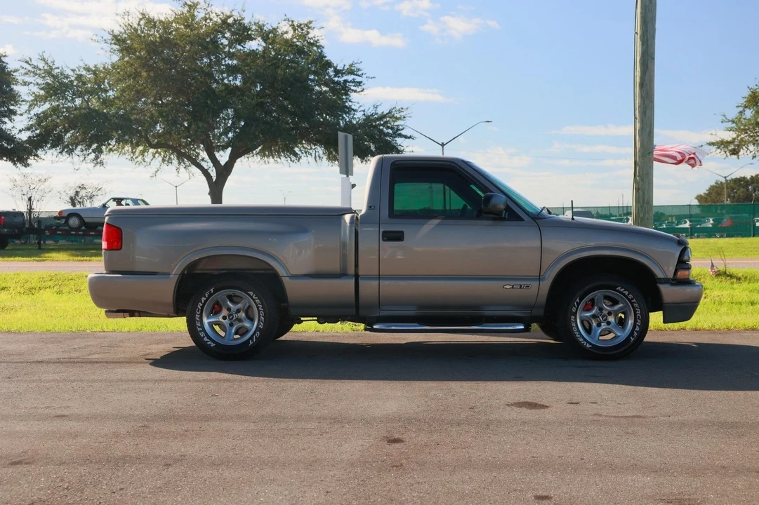 2000 Chevrolet S-10 - Image 7 of 21