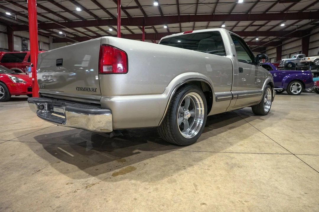 2000 Chevrolet S-10 Blazer 2nd Gen - Image 8 of 12