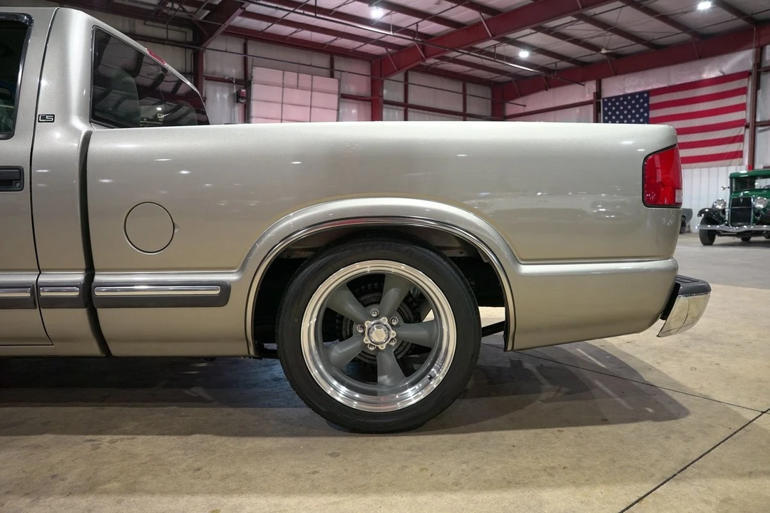 2000 Chevrolet S-10 Blazer 2nd Gen - Image 5 of 12