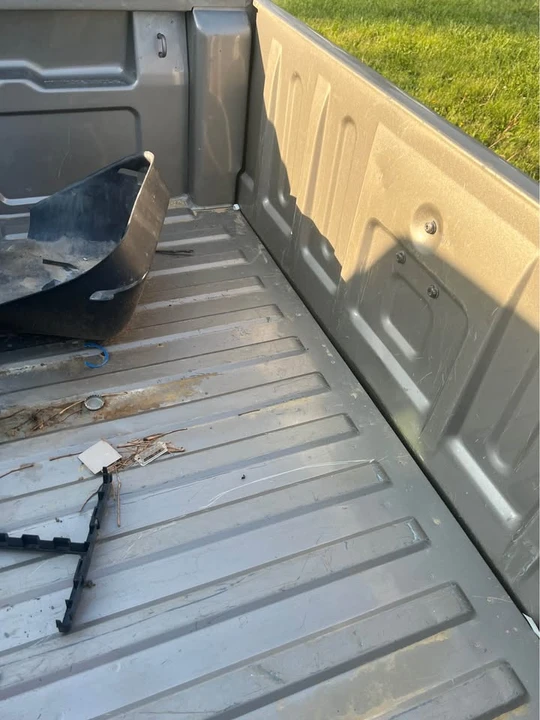 2000 Chevrolet S-10 - Image 5 of 9