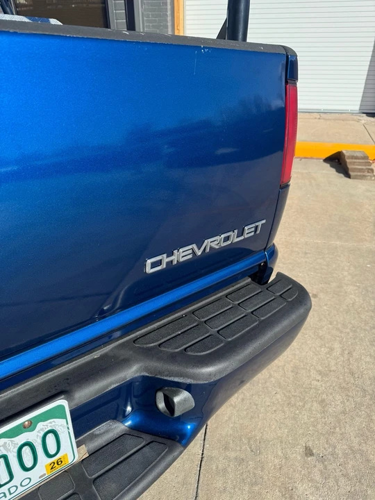 2000 Chevrolet S-10 Blazer 2nd Gen - Image 16 of 21