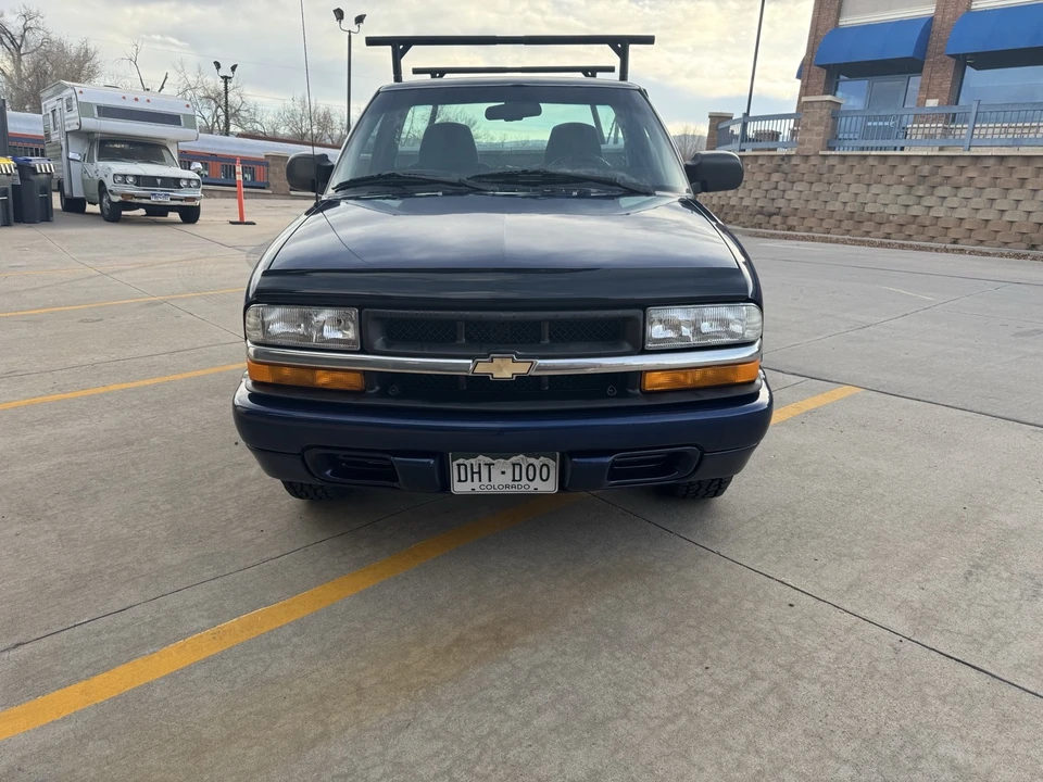 2000 Chevrolet S-10 Blazer 2nd Gen - Image 12 of 21