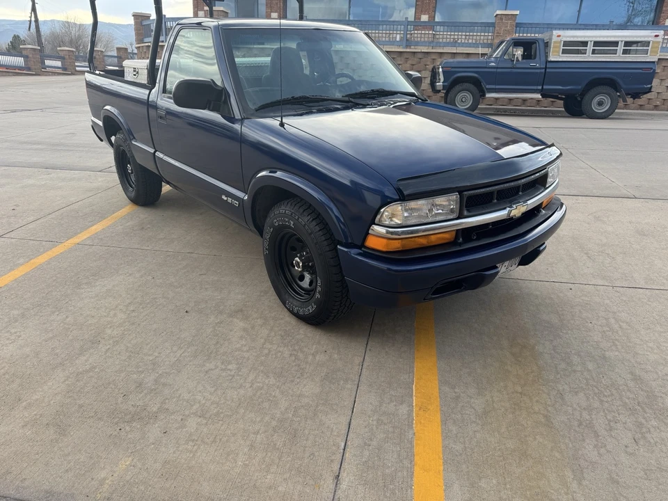 2000 Chevrolet S-10 Blazer 2nd Gen - Image 2 of 21