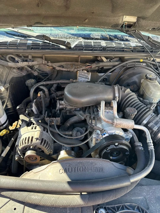 2000 Chevrolet S-10 - Image 7 of 8
