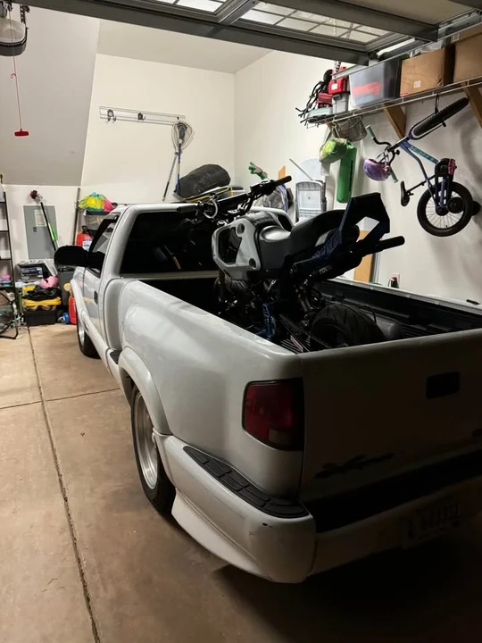 2000 Chevrolet S-10 - Image 13 of 16