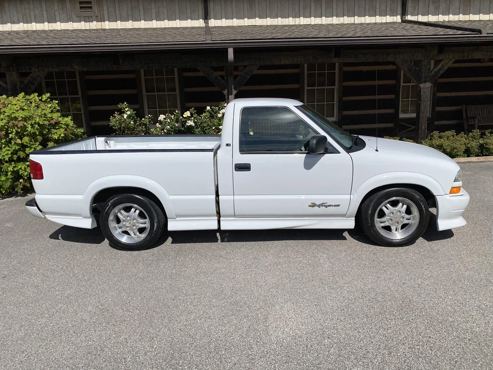 2000 Chevrolet S-10 Blazer 2nd Gen - Image 19 of 31