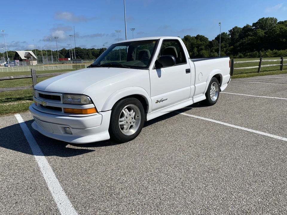 2000 Chevrolet S-10 Blazer 2nd Gen - Image 8 of 31