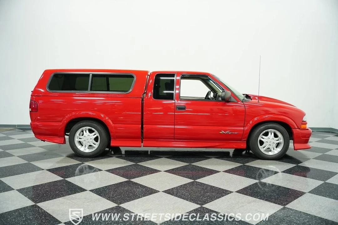 2000 Chevrolet S-10 - Image 15 of 21