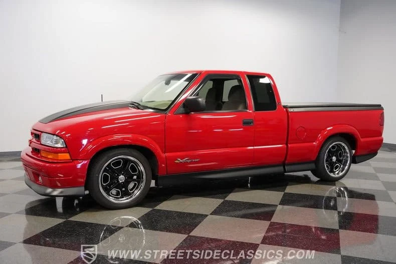 2000 Chevrolet S-10 - Image 6 of 31