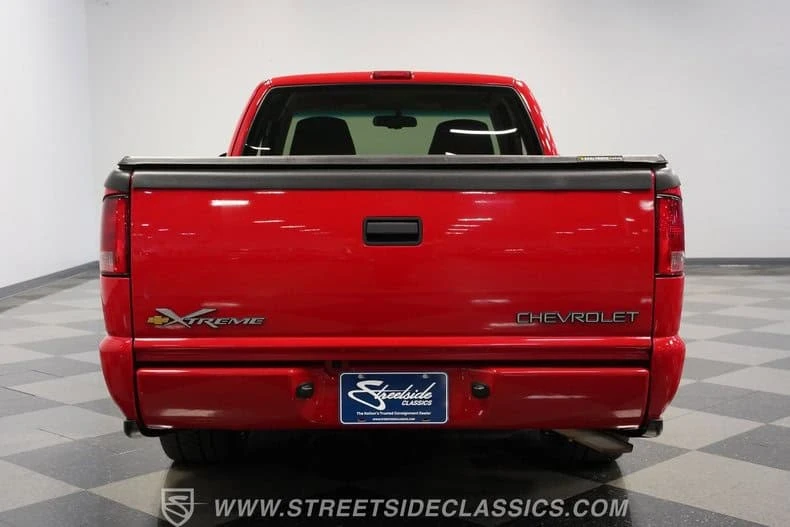 2000 Chevrolet S-10 - Image 10 of 31