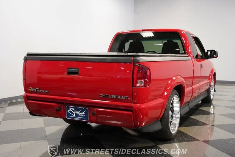 2000 Chevrolet S-10 - Image 11 of 31