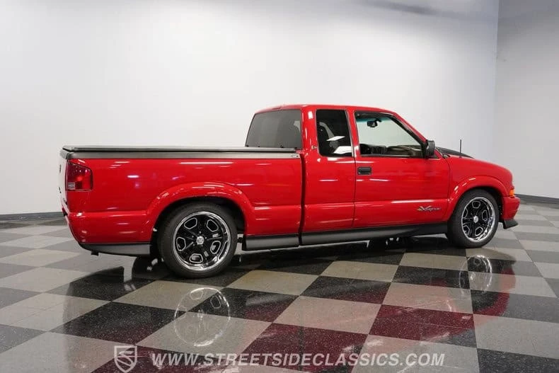 2000 Chevrolet S-10 - Image 13 of 31