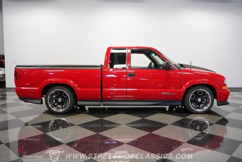 2000 Chevrolet S-10 - Image 14 of 31