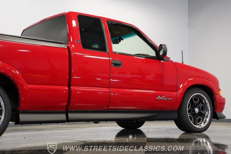 2000 Chevrolet S-10 - Image 28 of 31