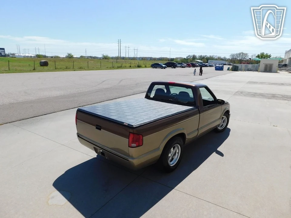 2000 Chevrolet S-10 - Image 19 of 21