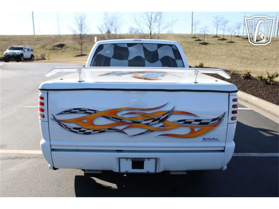 2000 Chevrolet S-10 - Image 12 of 31