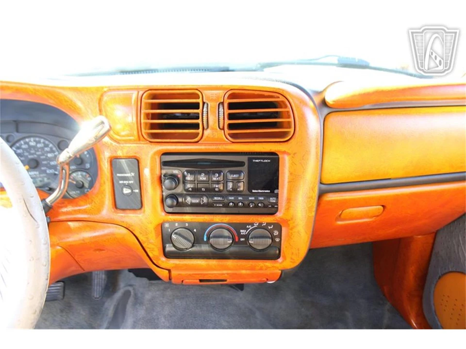 2000 Chevrolet S-10 - Image 30 of 31
