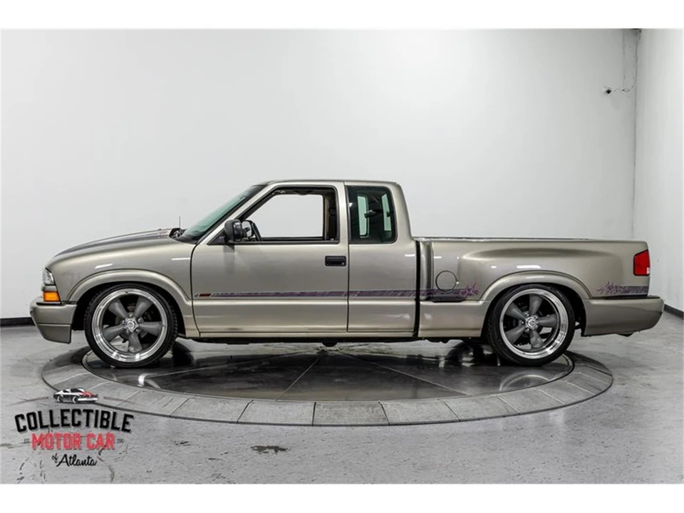 2000 Chevrolet S-10 - Image 9 of 31