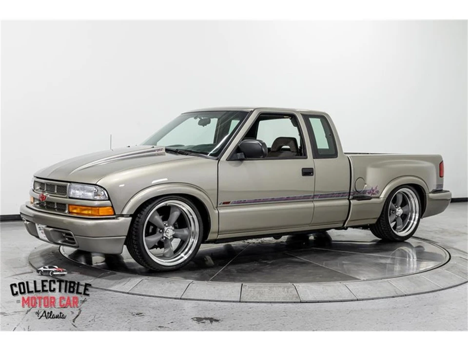2000 Chevrolet S-10 - Image 8 of 31
