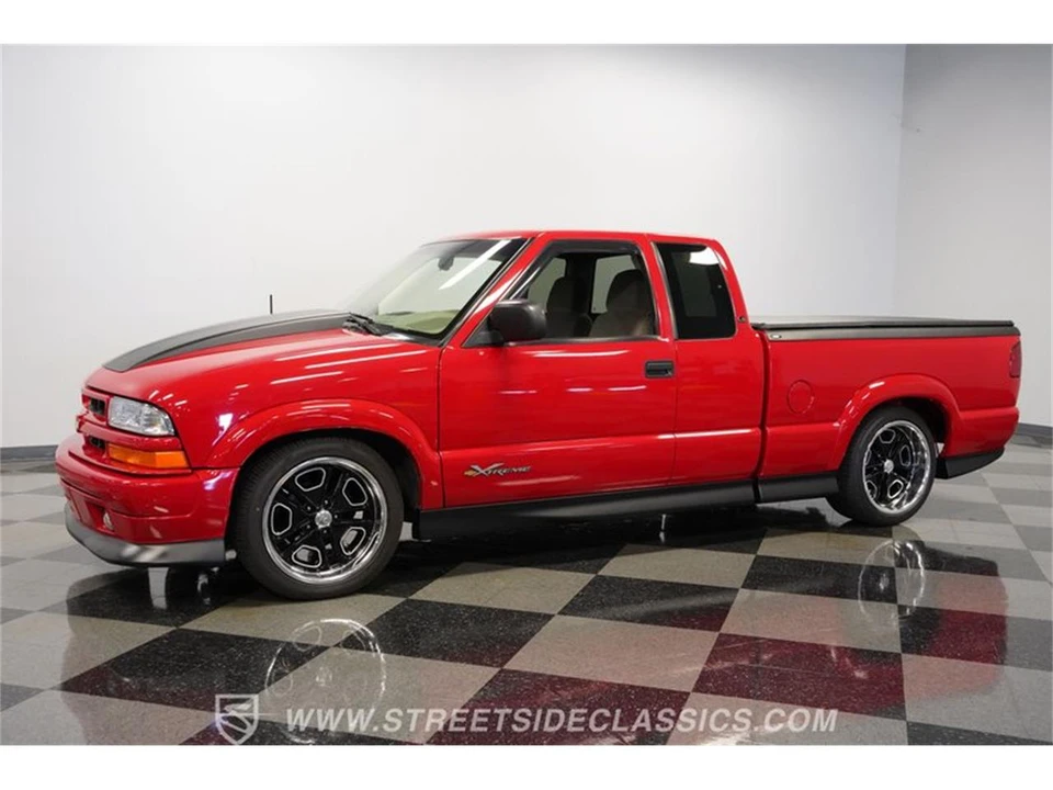 2000 Chevrolet S-10 - Image 5 of 31