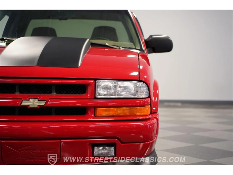 2000 Chevrolet S-10 - Image 19 of 31
