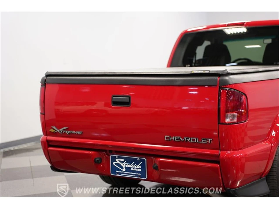 2000 Chevrolet S-10 - Image 25 of 31