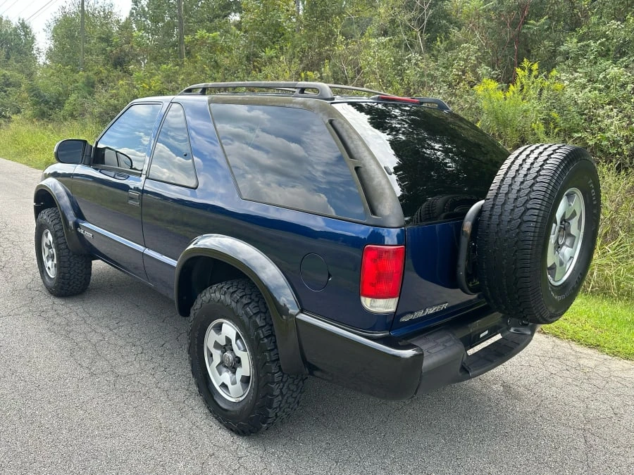 2000 Chevrolet S-10 Blazer 2nd Gen - Image 8 of 12