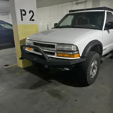 2000 Chevrolet S10 Blazer ZR2