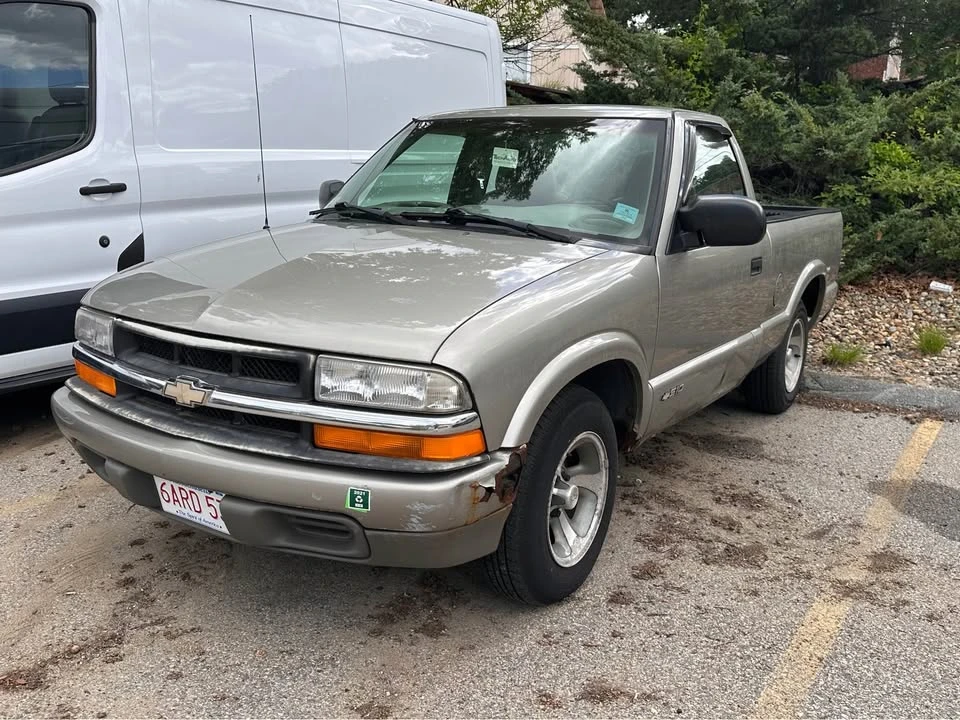 2000 Chevrolet S-10 - Image 16 of 21