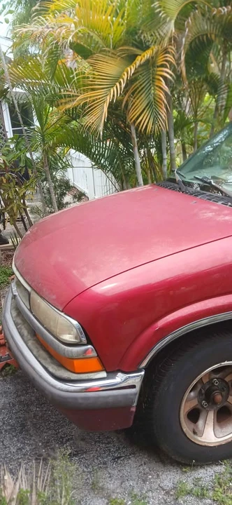 2000 Chevrolet S-10 - Image 4 of 6