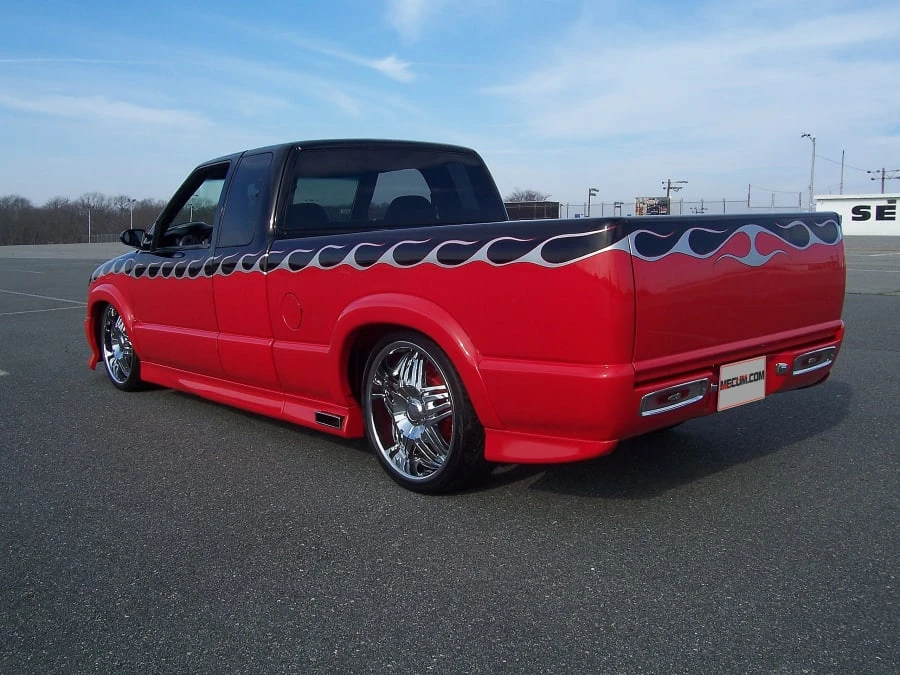 2000 Chevrolet S-10 - Image 3 of 11