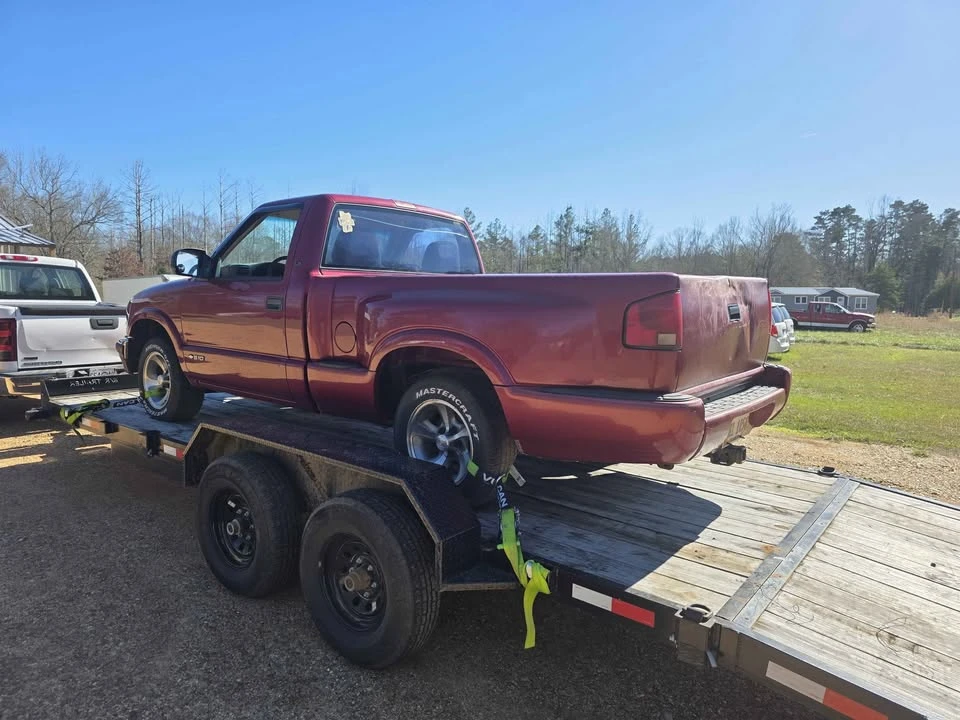 2000 Chevrolet S-10 - Image 5 of 7