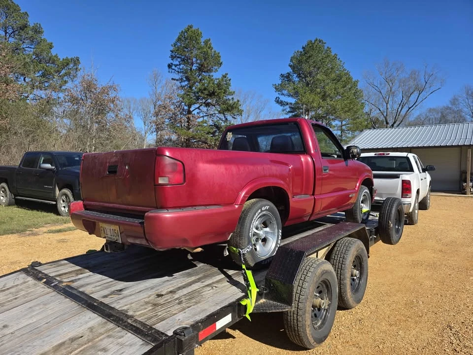 2000 Chevrolet S-10 - Image 4 of 7