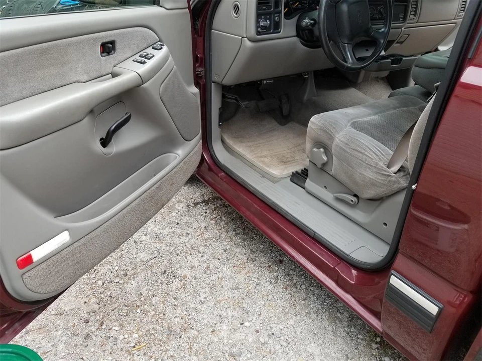 2000 Chevrolet Silverado 1st Gen - Image 26 of 31