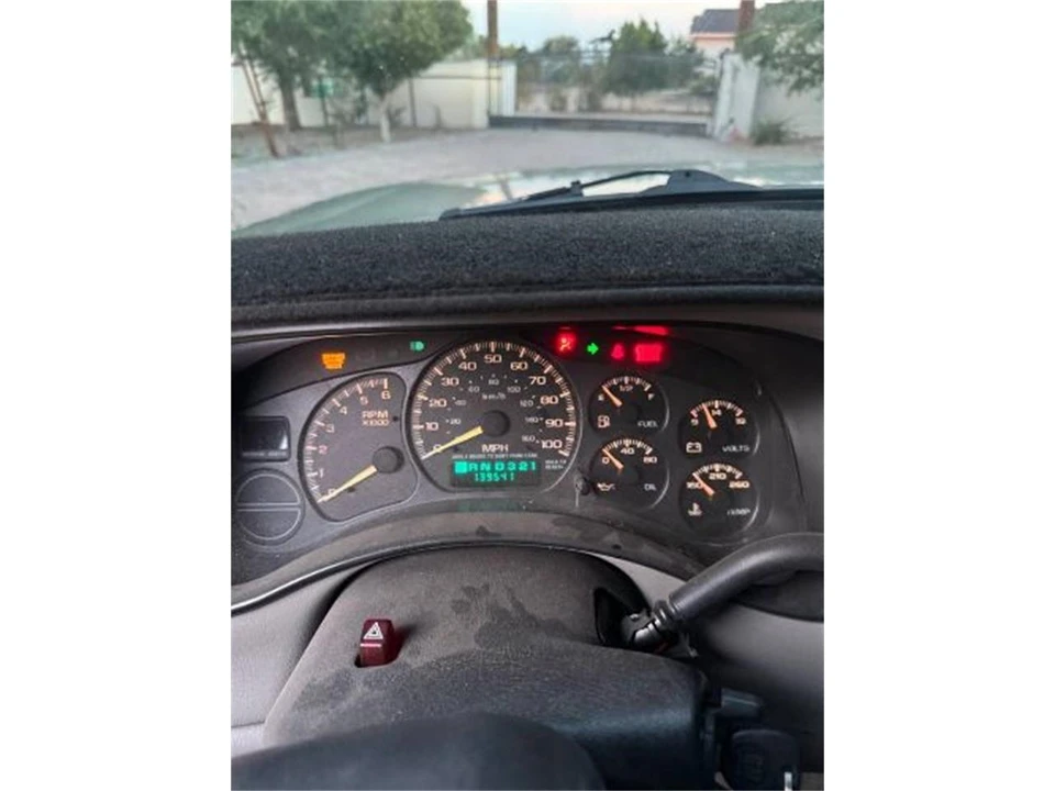 2000 Chevrolet Silverado 1st Gen - Image 2 of 11