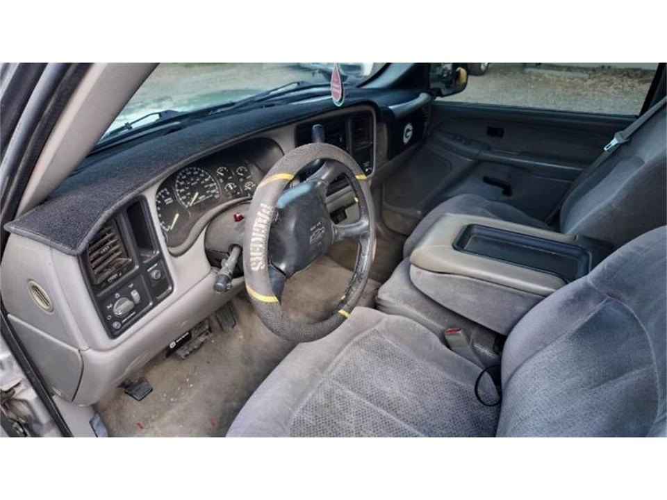 2000 Chevrolet Silverado 1st Gen - Image 7 of 11