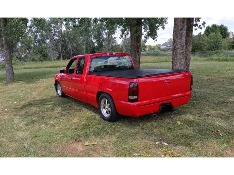 2000 Chevrolet Silverado 1st Gen - Image 2 of 10