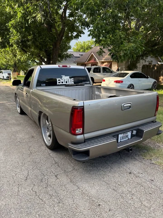 2000 Chevrolet Silverado 1st Gen - Image 4 of 5