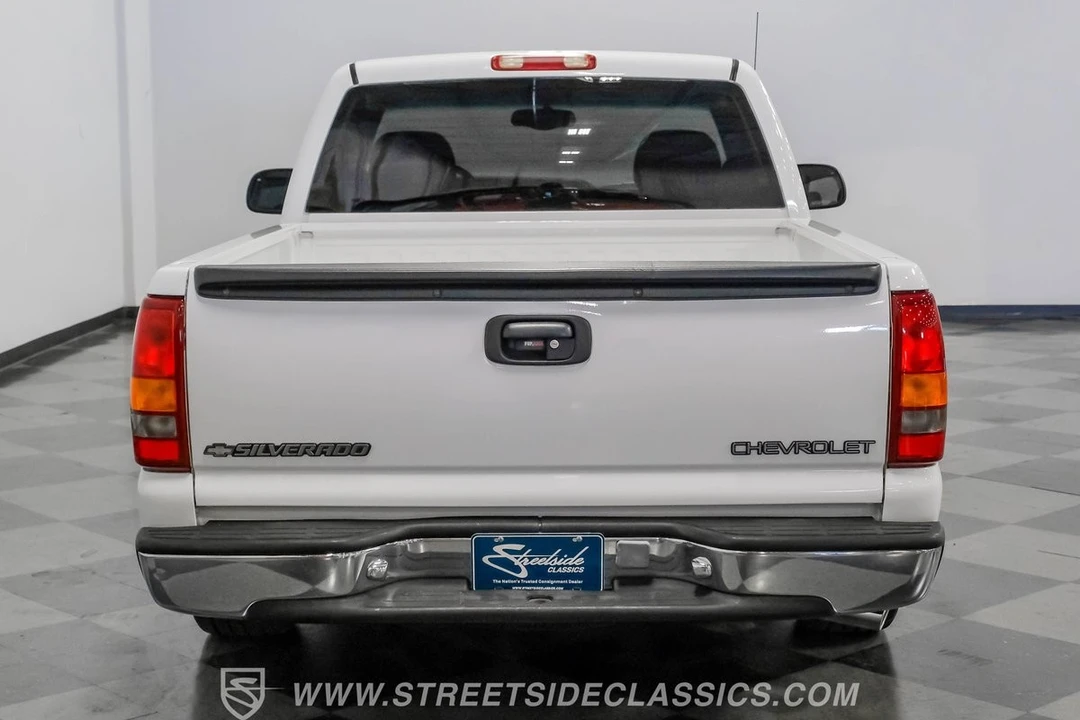 2000 Chevrolet Silverado 1st Gen - Image 9 of 12