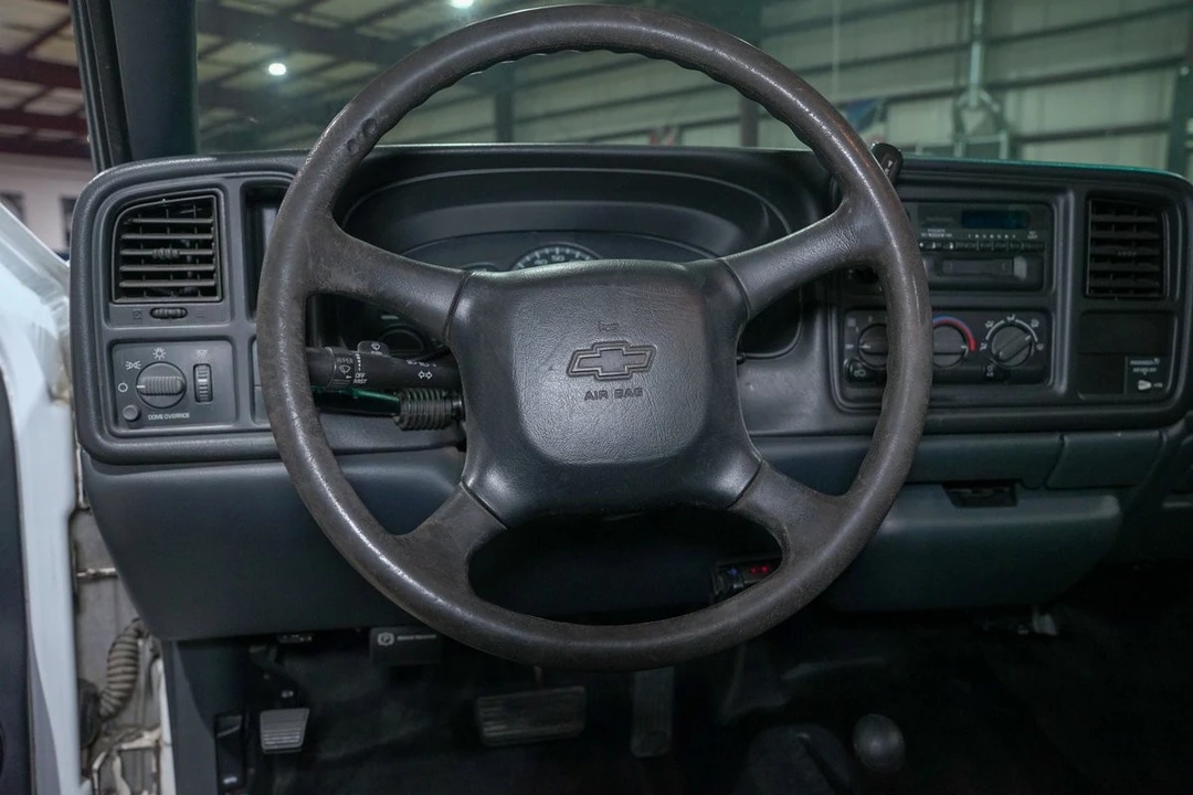 2000 Chevrolet Silverado 1st Gen - Image 19 of 21